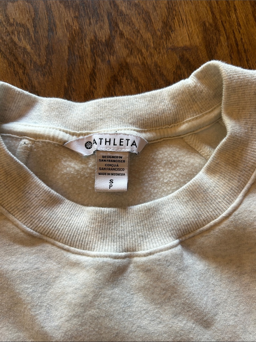 Athleta Women's Crewneck Sweatshirt in Light Gray - Picture 2 of 7